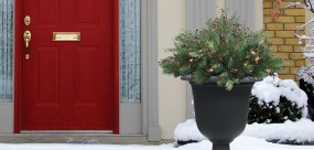 Creating curbside appeal for the holidays